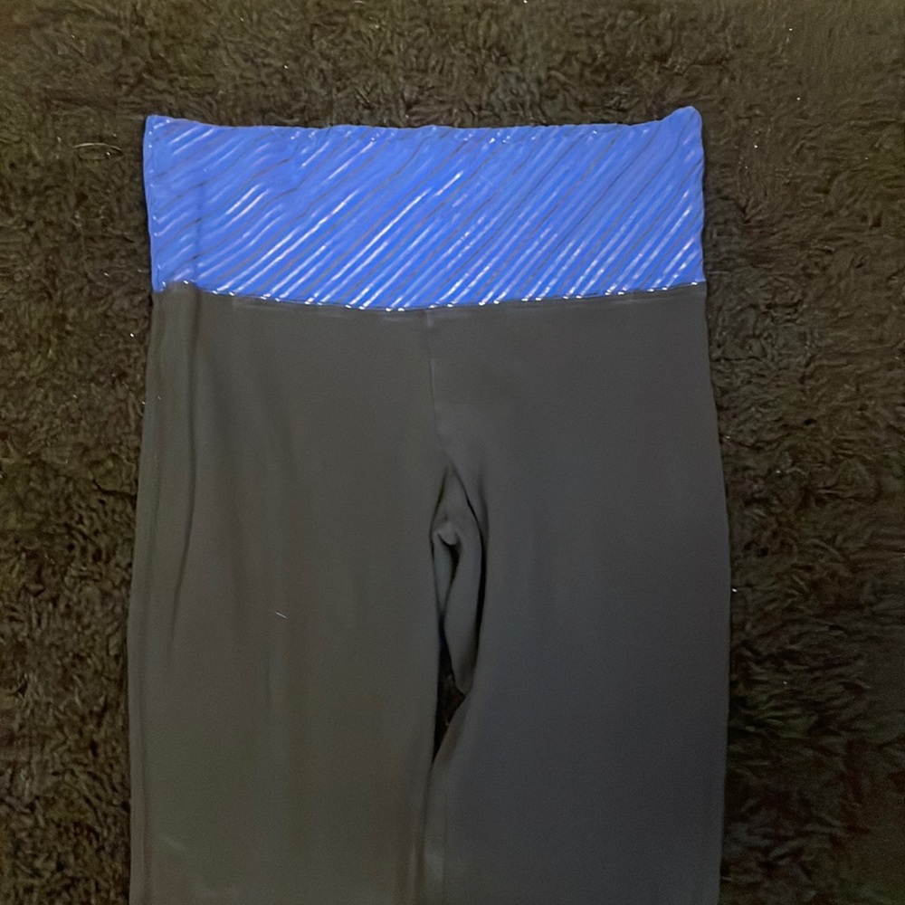 🌻 3 for 20: Blue & Black Yoga Pants